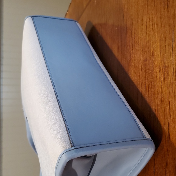 MICHAEL KORS Mirella Medium Ombré Logo Tote Bag - Picture 5 of 14